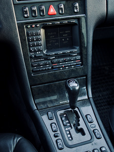 Mercedes-Benz E320 w210 (Jaapani import, LPG) (10 foto / 15)