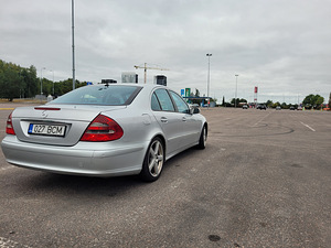 Mescedes-Benz e280 w211 (5 foto / 9)