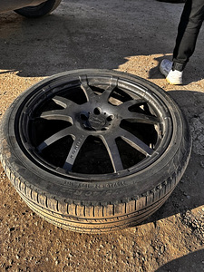 275/40/r22 5x120 (1 foto / 5)