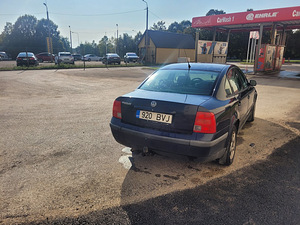 VOLKSWAGEN PASSAT B5 Бензин (3 фото из 7)