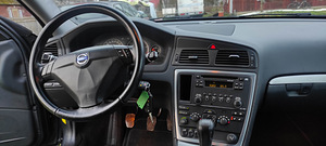 Volvo V70 2007.a. D5 (6 foto / 9)