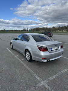 BMW 530d (2 фото из 7)