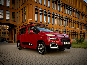 Citroen Berlingo N1 1.2 81kW (7 foto / 14)