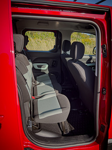 Citroen Berlingo 1.2 81kW (12 foto / 14)