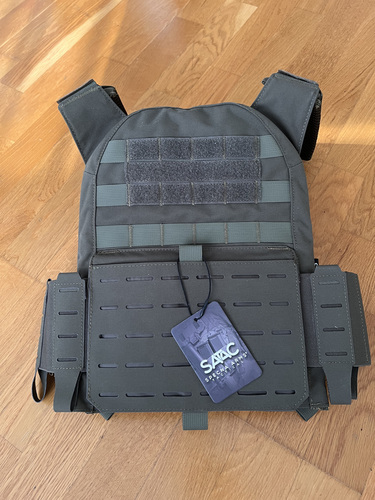 Airsofti plaadikandja/vest specna arms