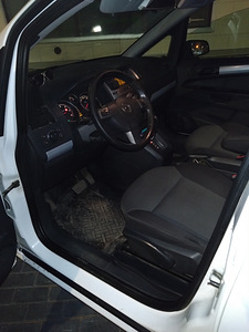Opel zafira 1.9 cdti (5 фото из 7)