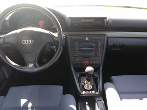 Varuosadeks audi a4 b5 facelift 2.4 v6 (5 foto / 10)