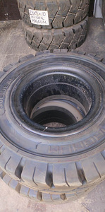 Tõstuk täiskummrehvid 4x uued 23x9-10 (1 foto / 3)