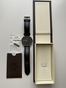 Часы Daniel Wellington (3 фото из 3)