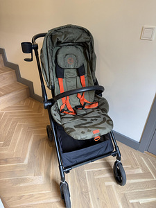 Коляска Cybex Melio Street Olive Green с держателем для стак (1 фото из 8)