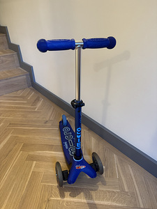 Laste tõukeratas Micro Mini Deluxe (sinine), lastele 2-5 a (2 foto / 3)