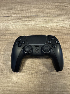 Sony PlayStation 5 DualSense (1 foto / 2)