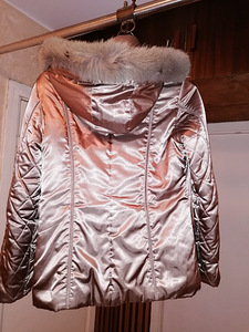 Зимняя куртка размер М
