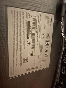 Televiisor Samsung UE55AU7172UXXH. 55 tolli, display vigane. (1 foto / 3)