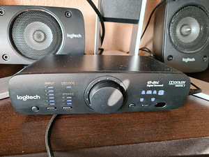 Logitech Z906 5.1 arvutikõlarid (3 foto / 10)