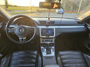 Volkswagen Passat CC (8 foto / 14)