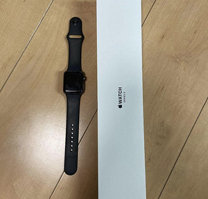 Apple watch series 3 (1 фото из 2)