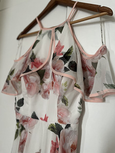 Праздничное платье (2 фото из 6)