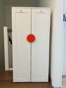 Шкаф для одежды Ikea (2 фото из 2)