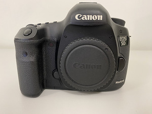 Canon 5D Mark III + objektiiv Sigma 24-105mm f/4.0 Art (2 foto / 10)