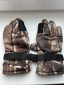 Deerhunter Camo mustriga sôrmikud M (3 foto / 5)
