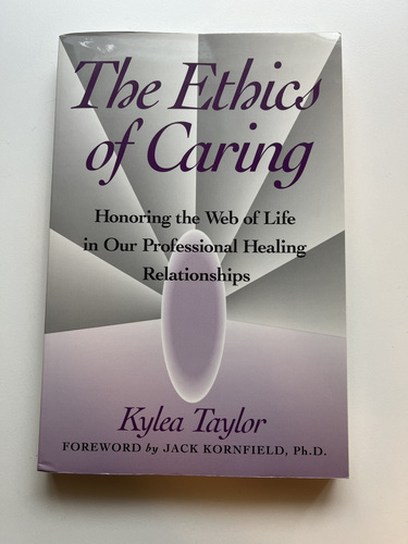 Raamat The Ethics of Caring