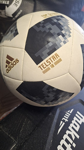 Jalgpall Adidas Telstar 18 (5 foto / 5)