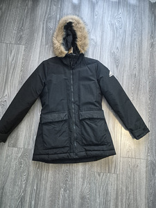 Adidas talveparka S (1 foto / 2)