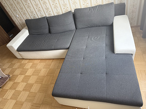 Угловой диван (1 фото из 6)