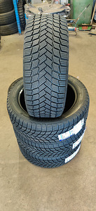 Michelin X-Ice Snow 225/45/17 (1 foto / 3)
