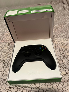 Pult Microsoft Xbox Series S/X (1 foto / 4)