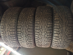 Зимние шины 235/60 R18 Hakkapeliitta 7 5-6 мм. (1 фото из 1)