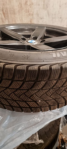 BMW Резина с дисками 225/55/17 (2 фото из 3)
