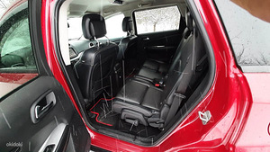 FIAT FREEMONT 2.0 diisel automat. 2012a Seitsmekohaline (12 foto / 15)