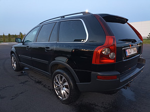 M/V Volvo XC90 (5 фото из 13)