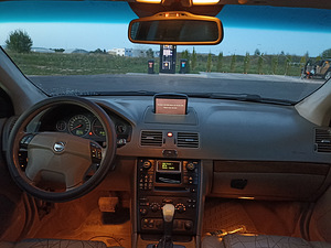 M/V Volvo XC90 (10 фото из 13)