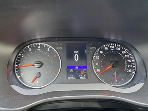 Dacia sandero (7 foto / 10)