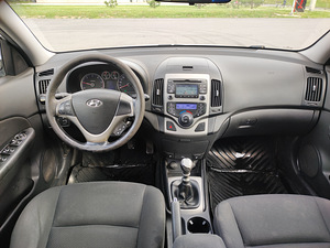 Hyundai i30 sw (9 фото из 10)