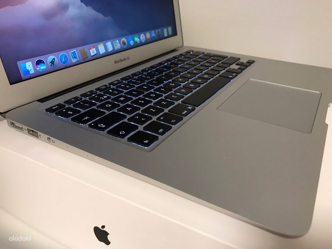 MacBook Air (13-inch, 2017) (фото #2)