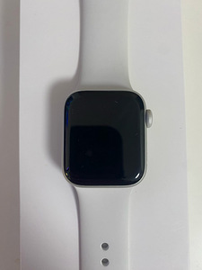 Apple Watch SE (2020) GPS + Cellular 40mm Silver (3 foto / 5)