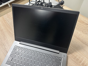 Lenovo ThinkBook 14-IIL (3 foto / 4)