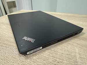 Lenovo ThinkPad X13 (3 foto / 3)