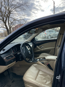 BMW e60 (2 foto / 6)