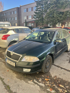 Прокат автомобилей (3 фото из 7)
