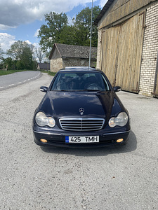 Mercedes Benz C270 (1 foto / 5)