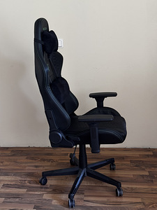 Razer Type G издание (2 фото из 3)