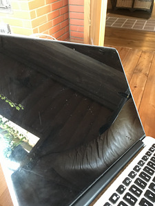 Macbook Pro 13 2015 Retina (3 foto / 5)