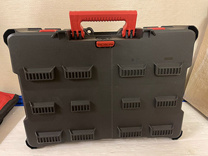 Milwaukee packout tööriistakast (2 foto / 3)