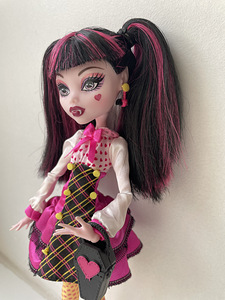 Monster high nukk / nukud LOE! (8 foto / 10)