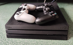 Playstation 4 Pro 1 TB